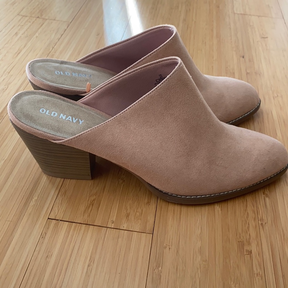 Old navy clog